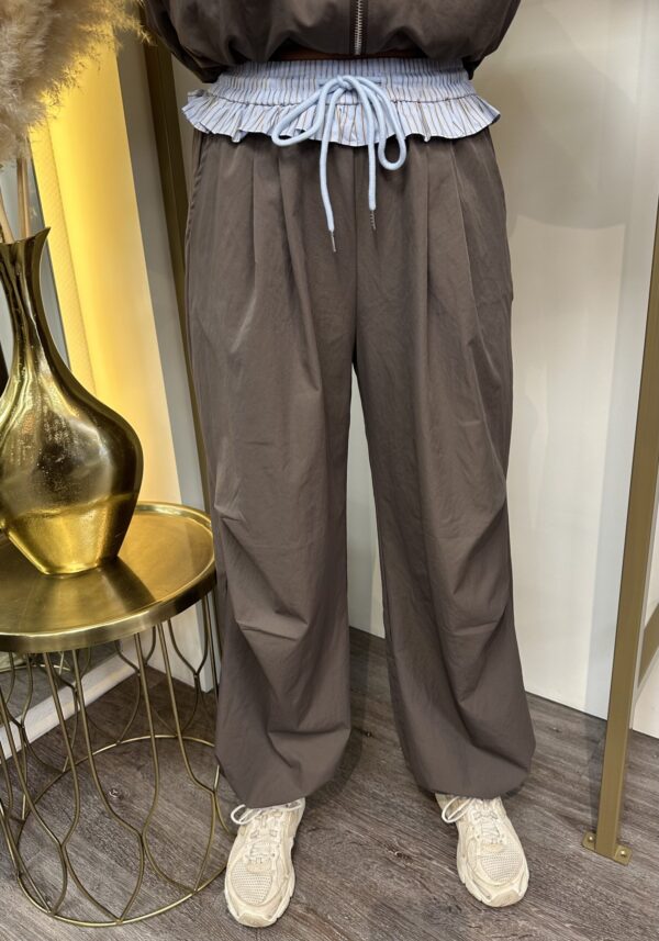 Broek June