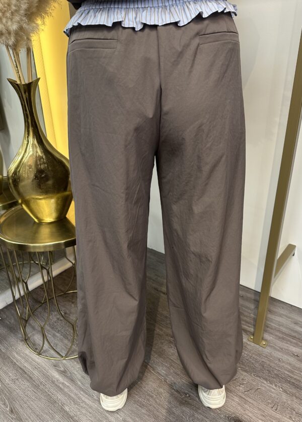 Broek June